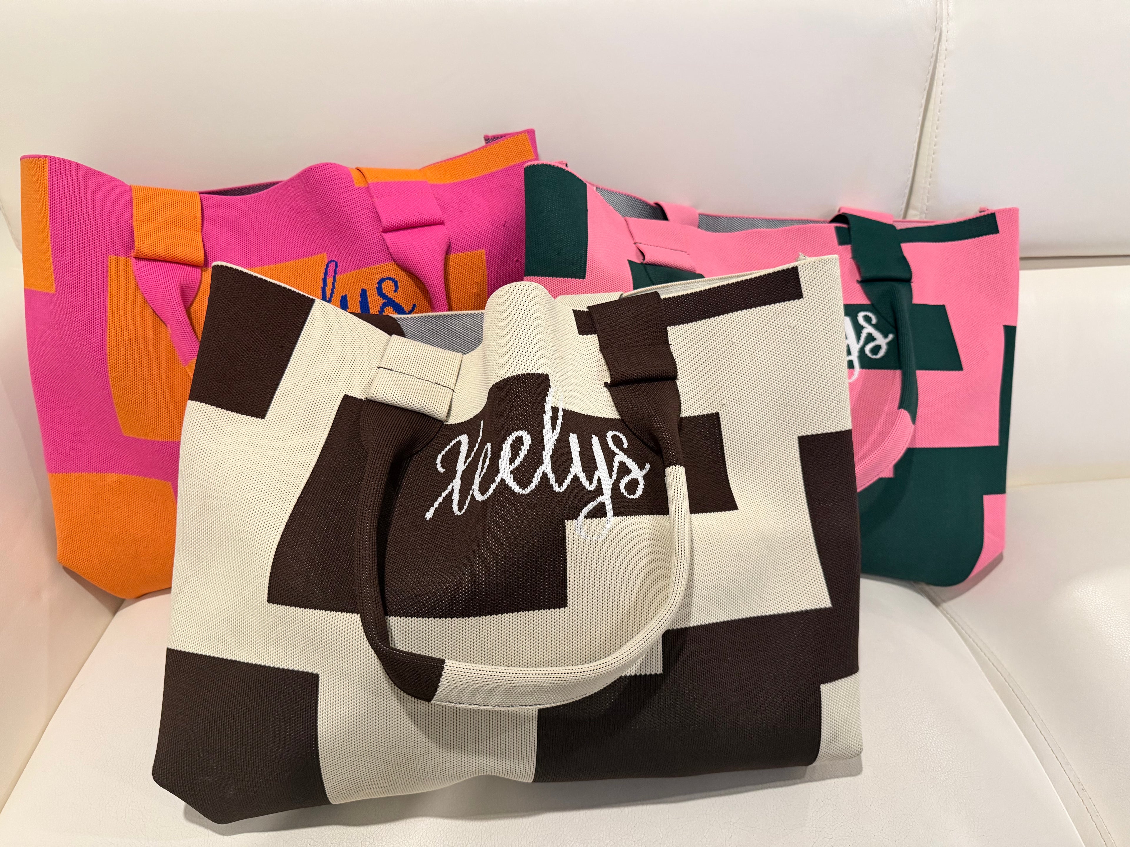 C TOTE BUDDLE